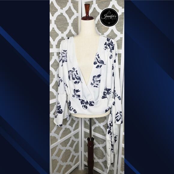 Zoe & Sam Tops - Zoe & Sam Blue and White Floral Bell Sleeves Long Tie V-Neck Blouse Size L